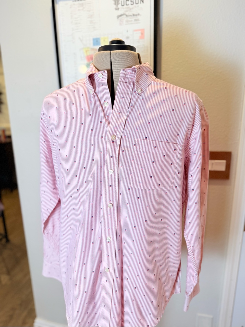 Brooks Brothers Men's L Pink White Stripe Embroidered Button-Down Shirt - Picture 5 of 9
